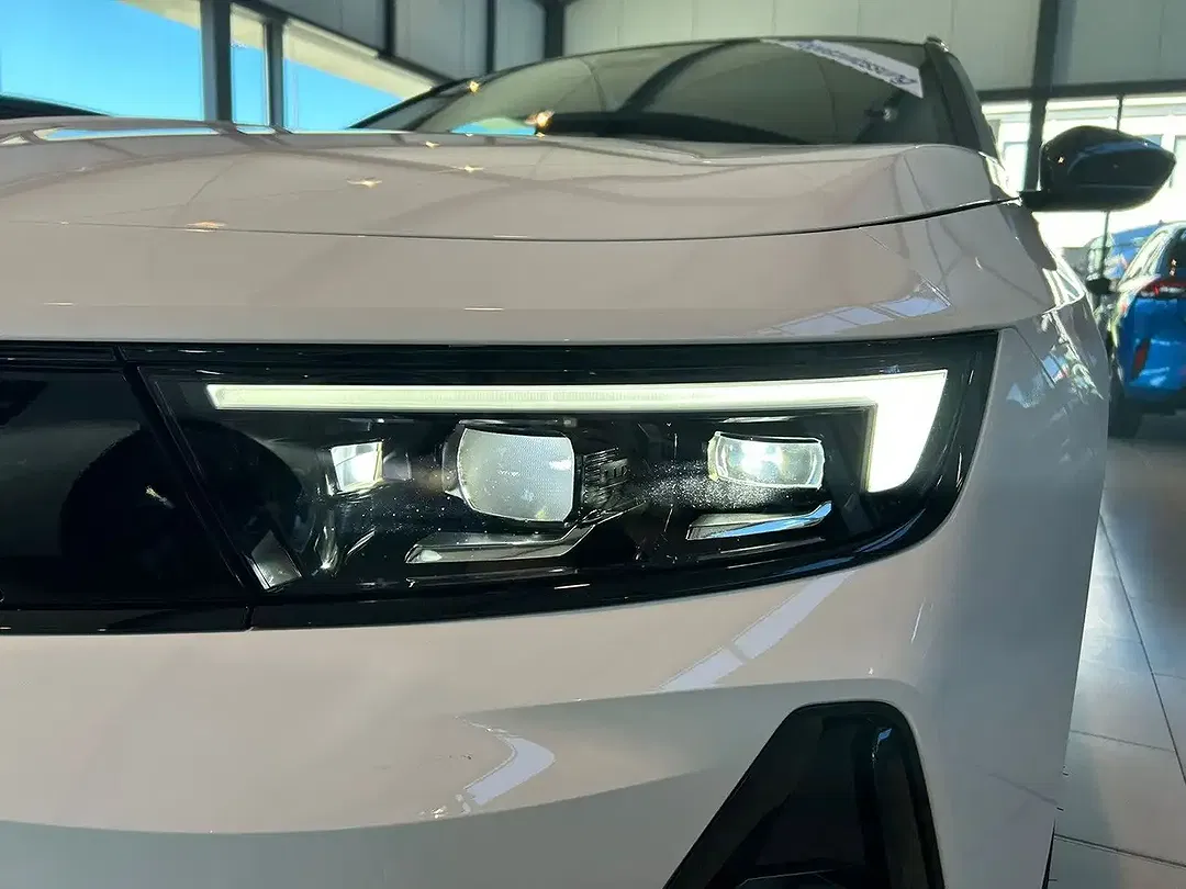 Opel Astra - Thumbnail 6