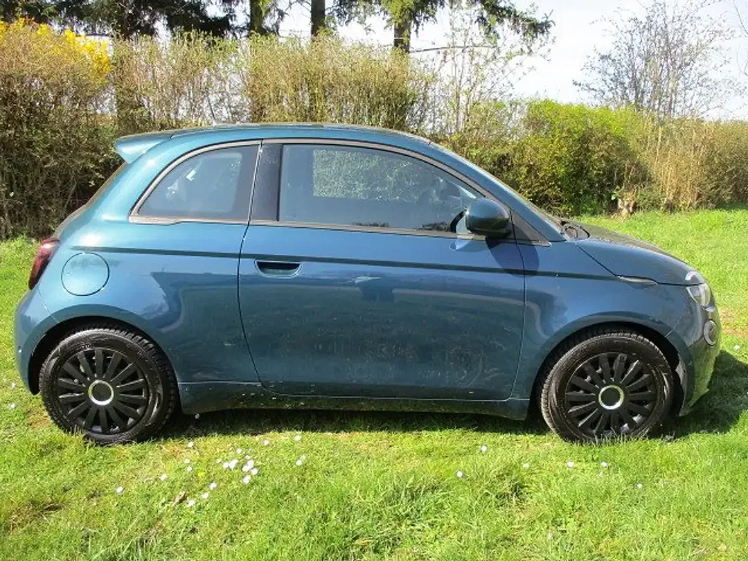 Fiat 500e - Thumbnail 3
