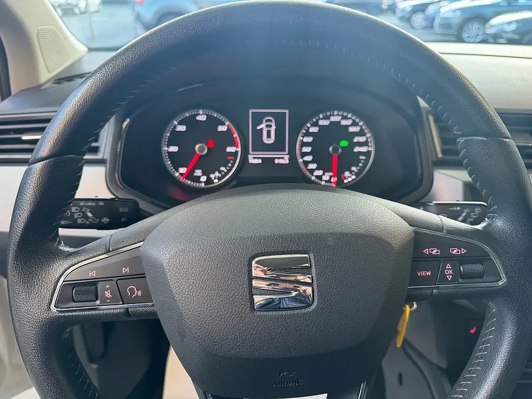 SEAT Arona - Thumbnail 12