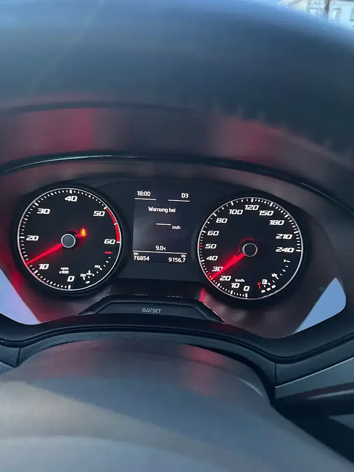 SEAT Arona - Thumbnail 14