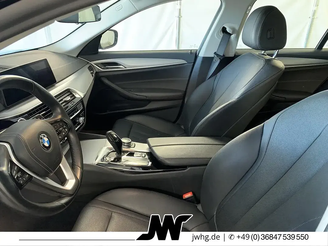 BMW 520 - Thumbnail 6