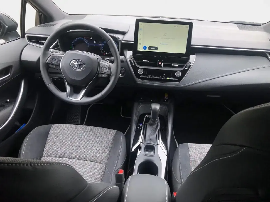 Toyota Corolla - Thumbnail 13