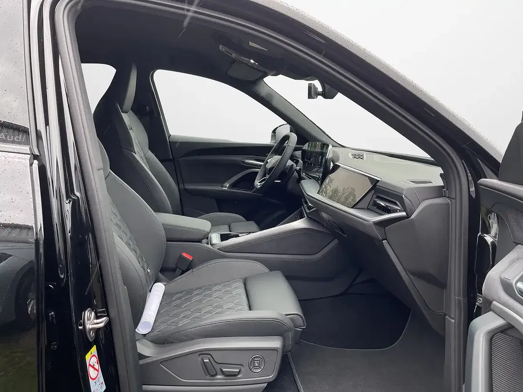Audi SQ5 - Thumbnail 12