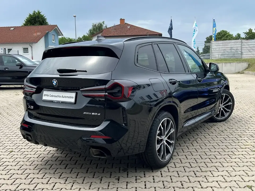 BMW X3 - Thumbnail 2