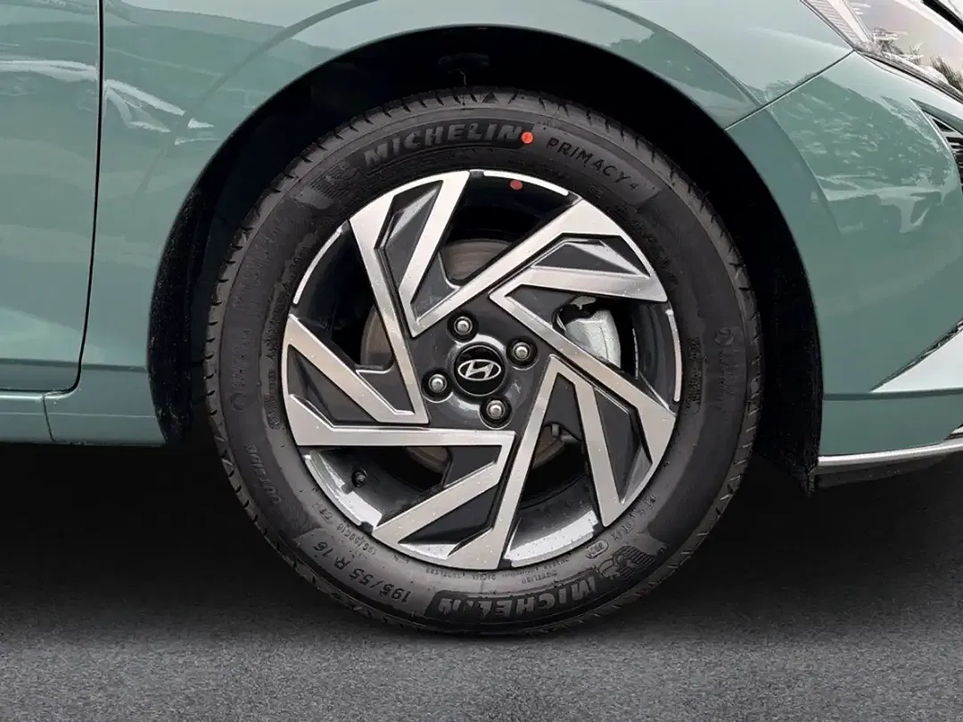 Hyundai i20 - Thumbnail 11