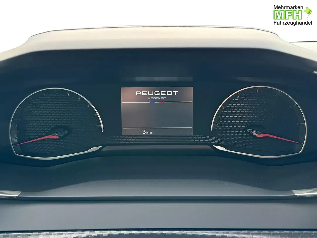 Peugeot 208 - Thumbnail 13