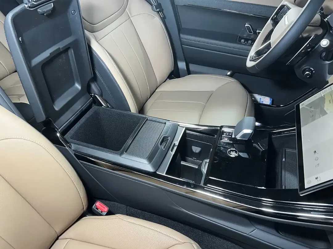 Land Rover Range Rover Sport - Thumbnail 13