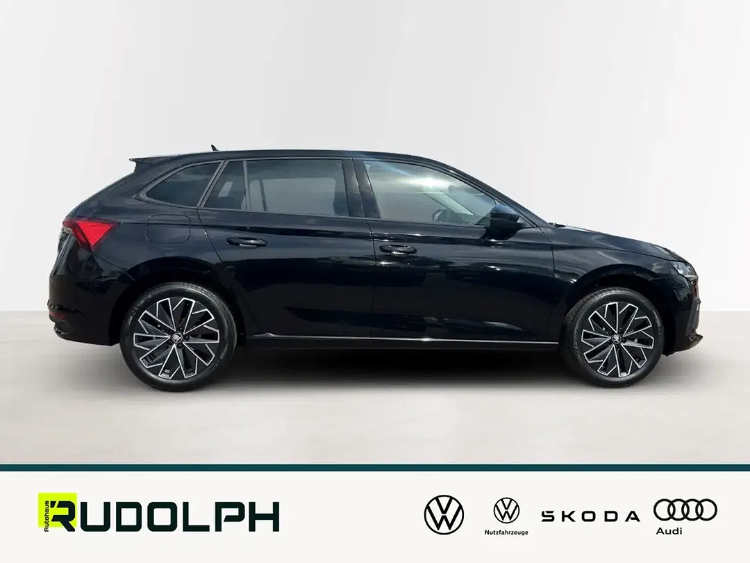 Skoda Scala - Thumbnail 2