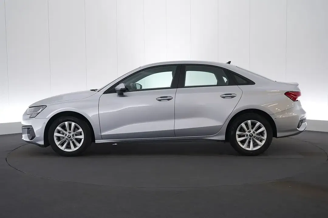 Audi A3 - Thumbnail 3