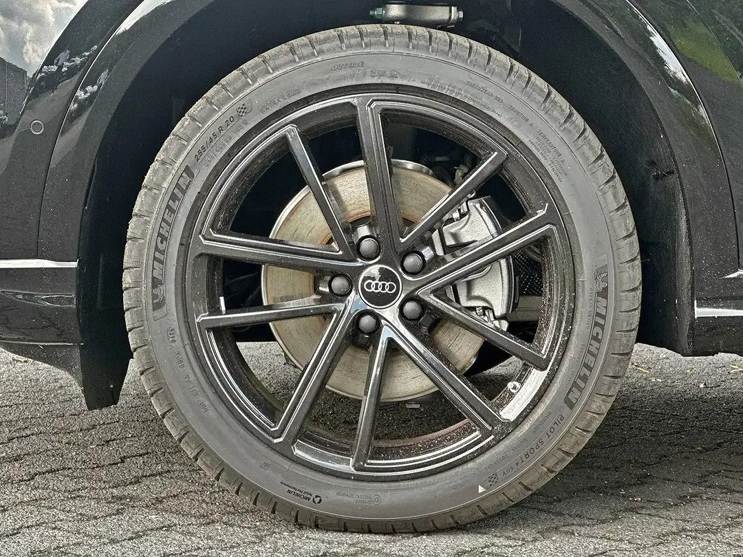 Audi Q5 - Thumbnail 6