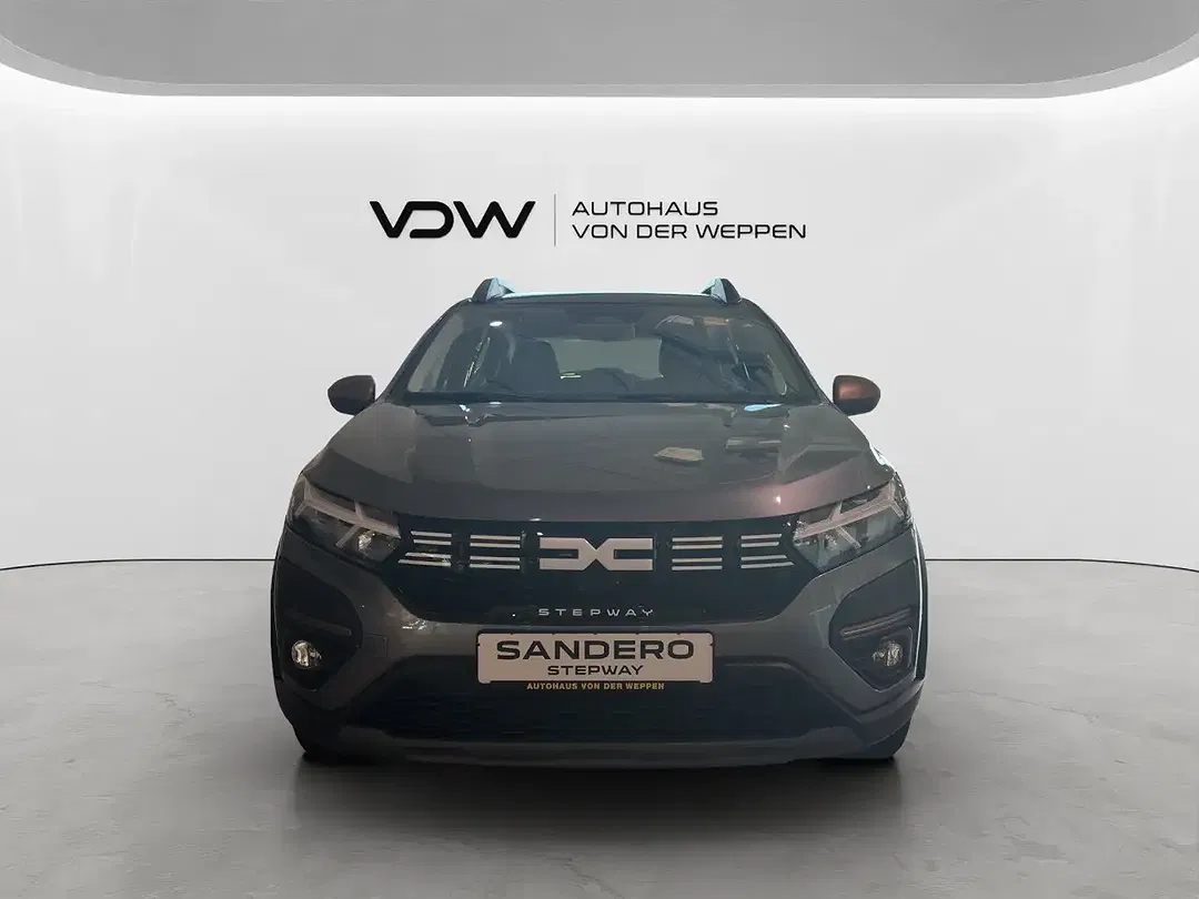 Dacia Sandero - Thumbnail 2