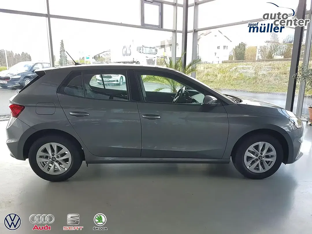 Skoda Fabia - Thumbnail 4