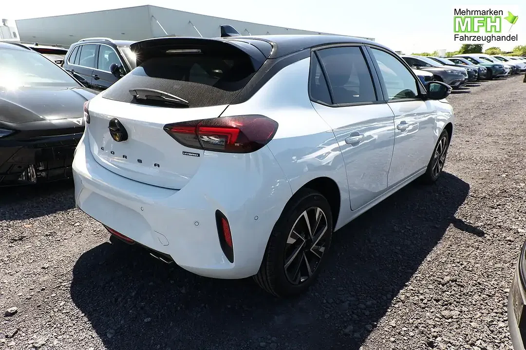 Opel Corsa - Thumbnail 2
