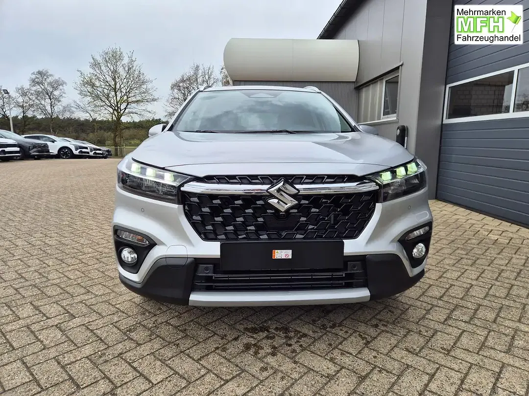 Suzuki S-Cross - Thumbnail 8