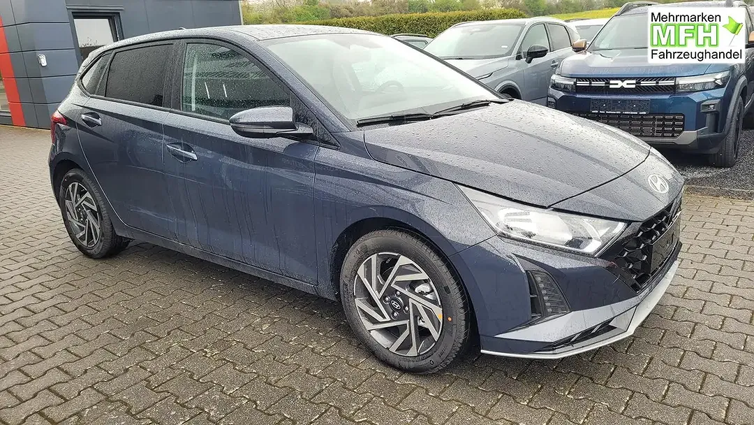 Hyundai i20 - Thumbnail 3