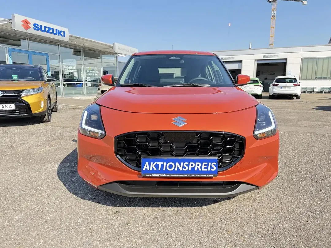 Suzuki Swift - Thumbnail 11