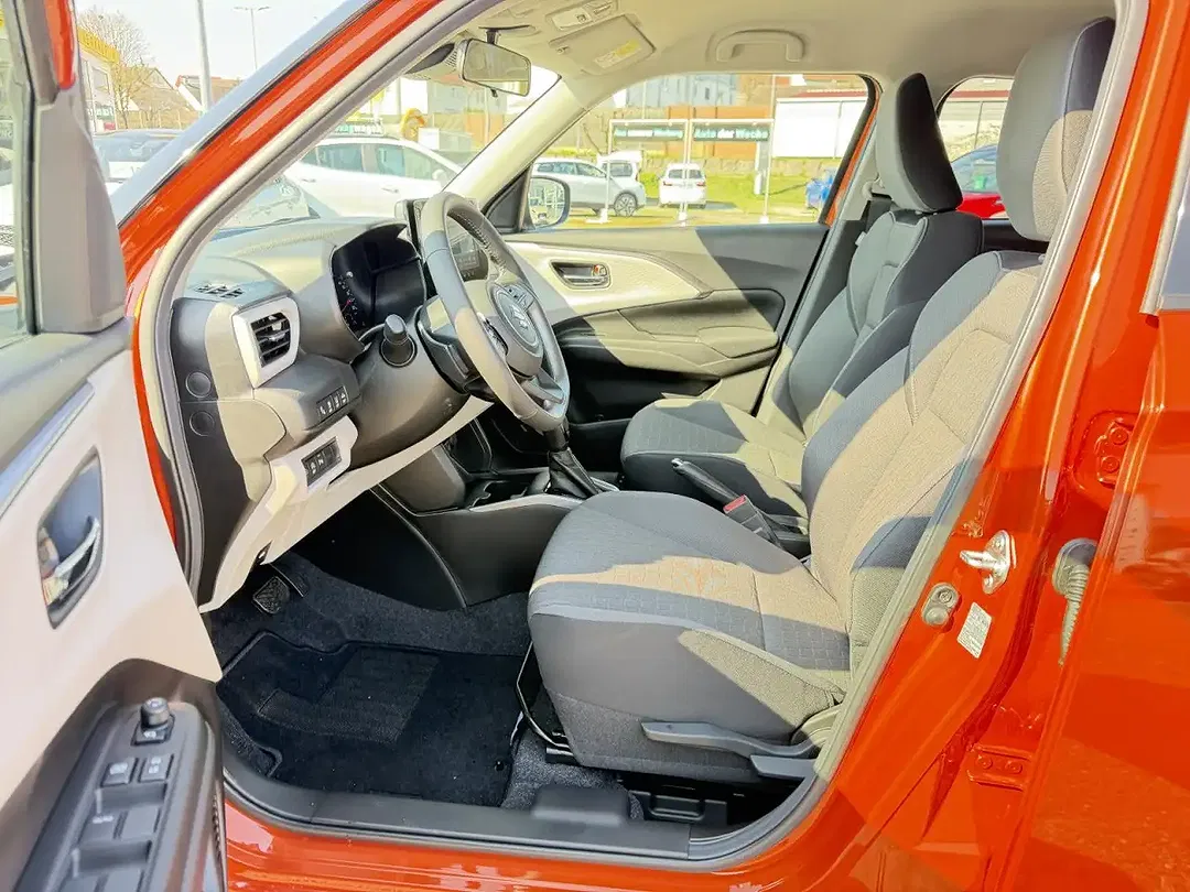 Suzuki Swift - Thumbnail 12