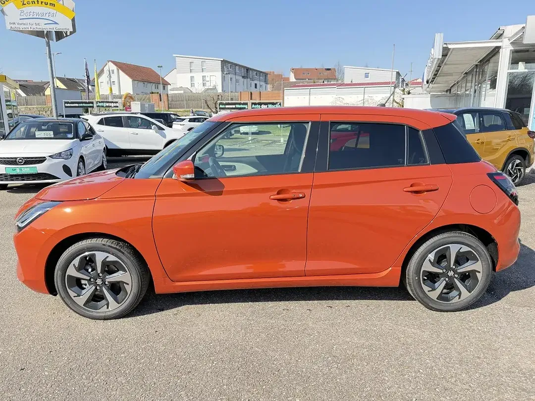 Suzuki Swift - Thumbnail 2