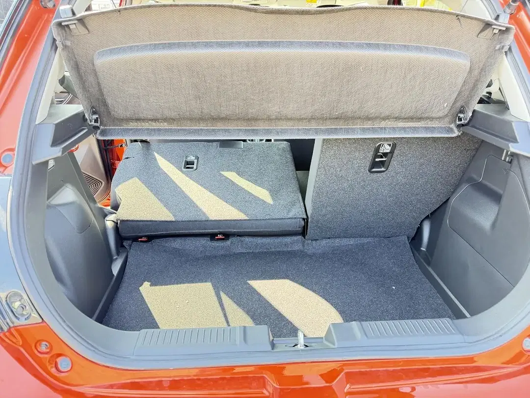 Suzuki Swift - Thumbnail 7