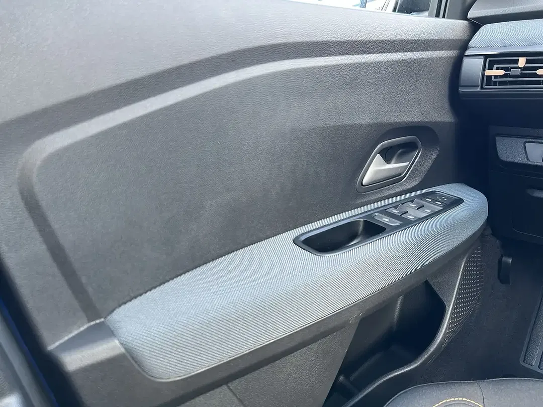 Dacia Sandero - Thumbnail 15