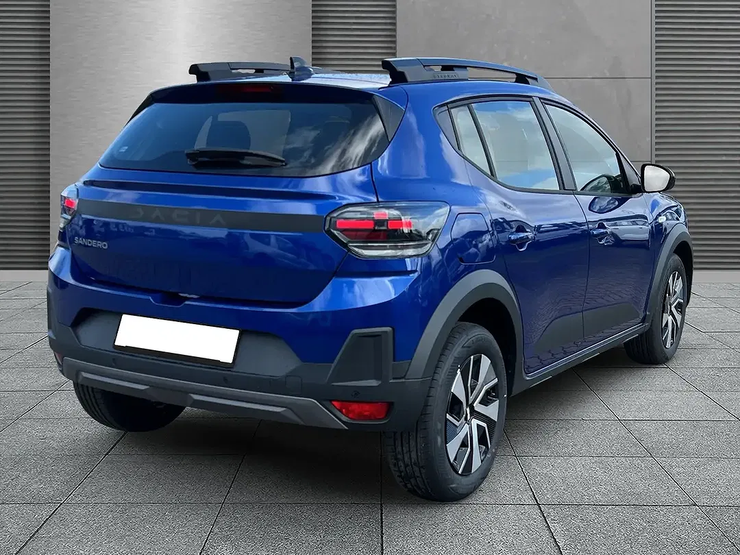 Dacia Sandero - Thumbnail 2