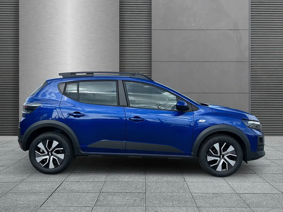 Dacia Sandero - Thumbnail 3