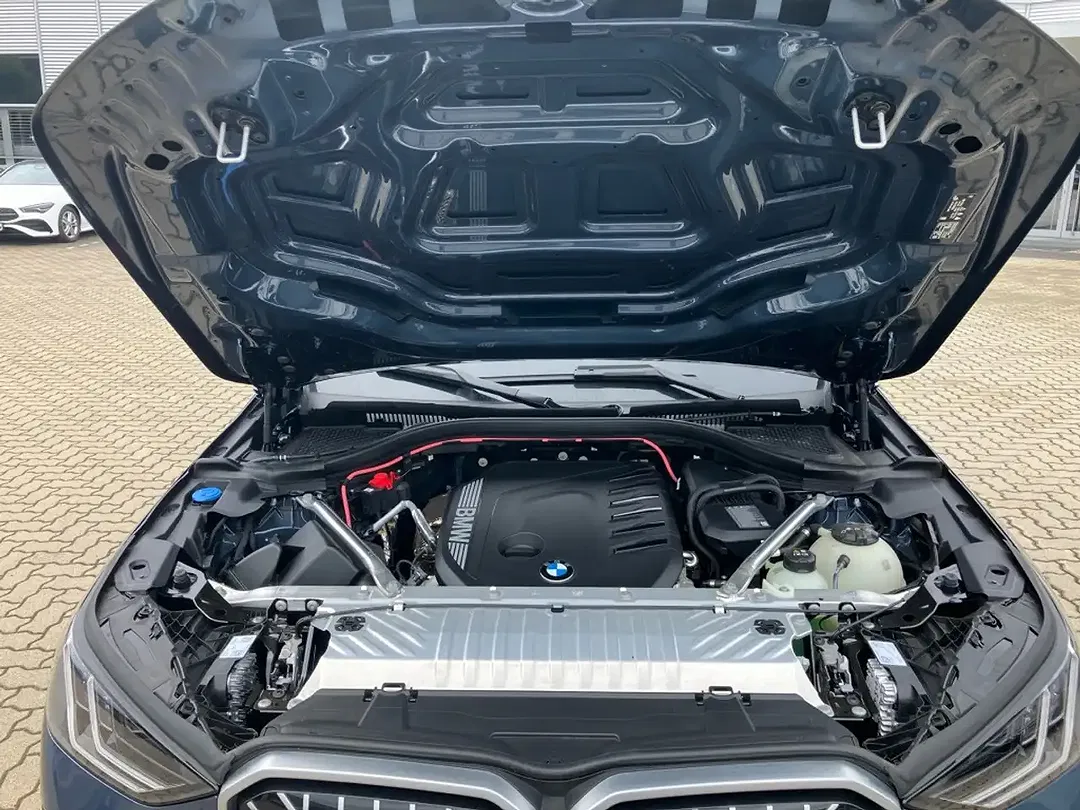 BMW X3 - Thumbnail 4