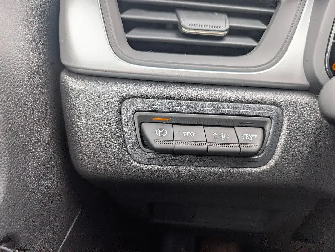 Mitsubishi ASX - Thumbnail 12