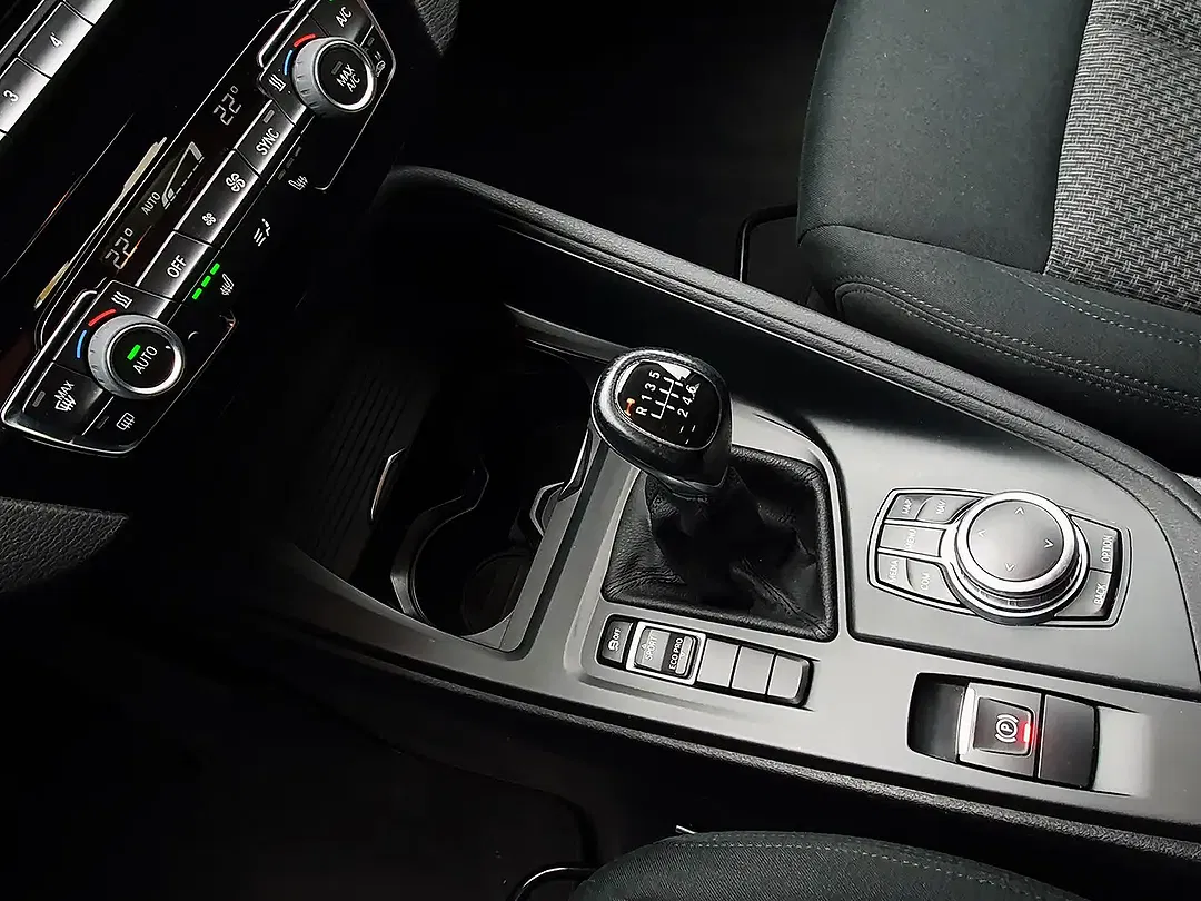 BMW X1 - Thumbnail 12