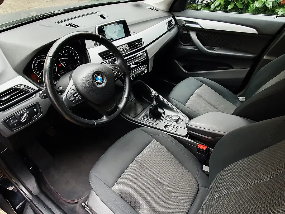 BMW X1 - Thumbnail 6