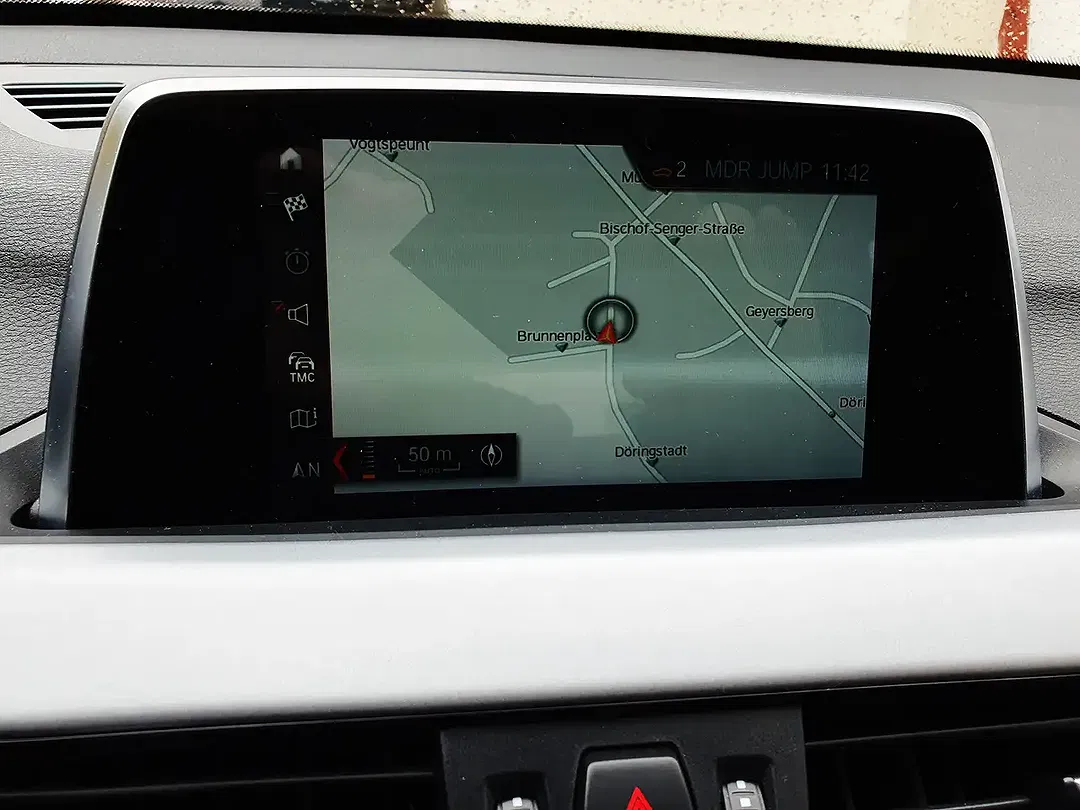 BMW X1 - Thumbnail 7