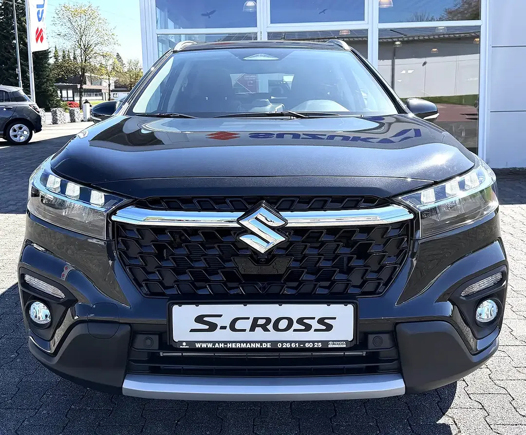 Suzuki S-Cross - Thumbnail 3