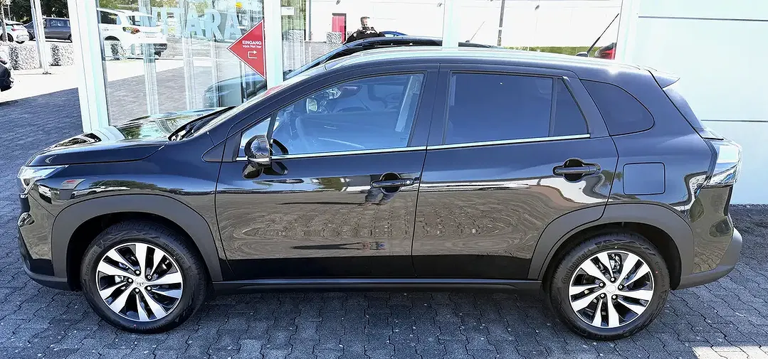 Suzuki S-Cross - Thumbnail 4