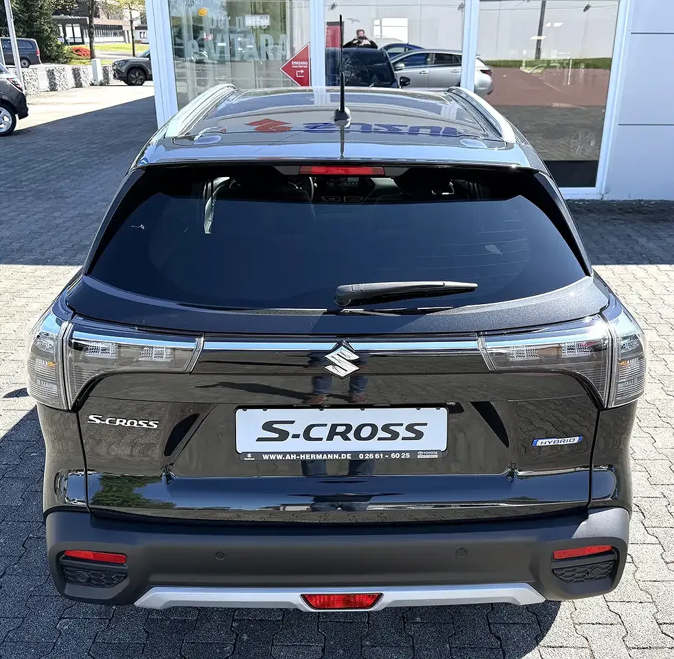 Suzuki S-Cross - Thumbnail 7