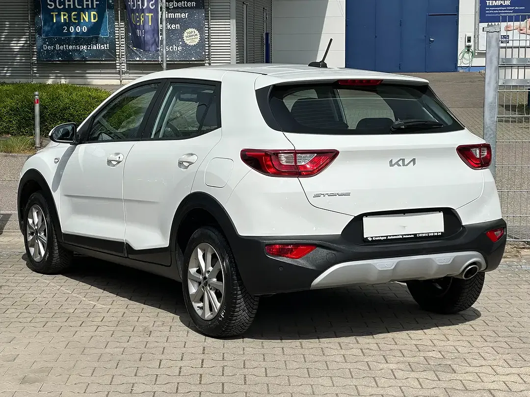 Kia Stonic - Thumbnail 3