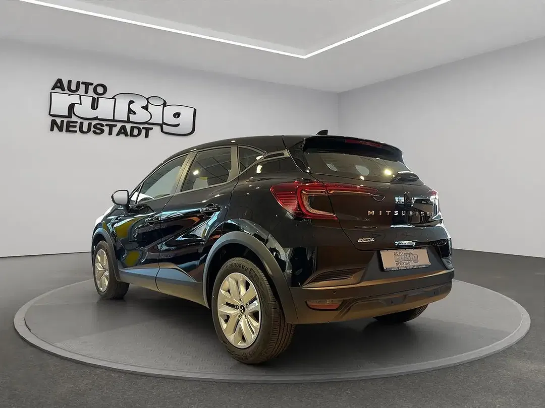 Mitsubishi ASX - Thumbnail 3