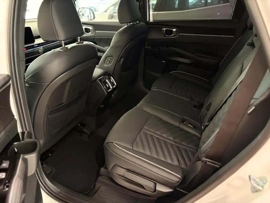 Kia Sorento - Thumbnail 14