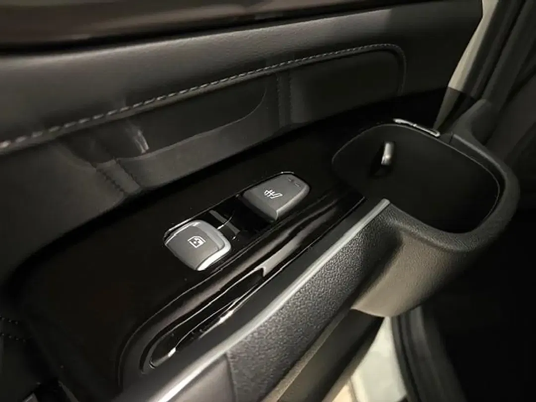 Kia Sorento - Thumbnail 15
