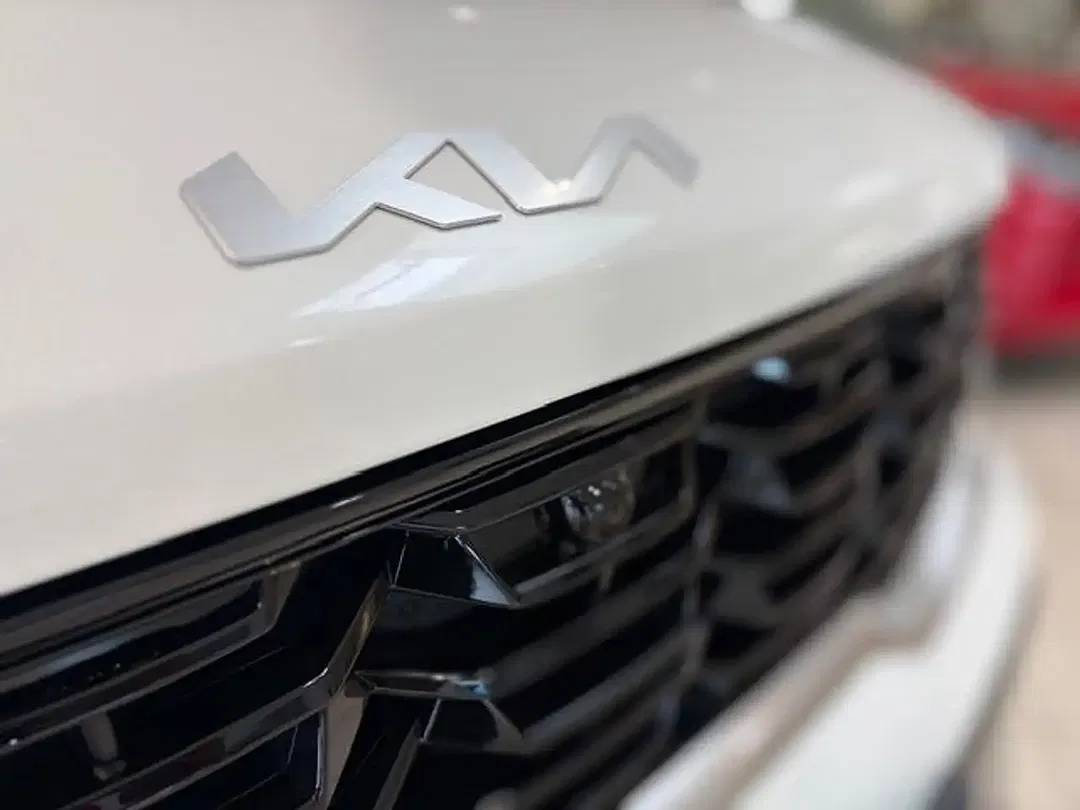 Kia Sorento - Thumbnail 4