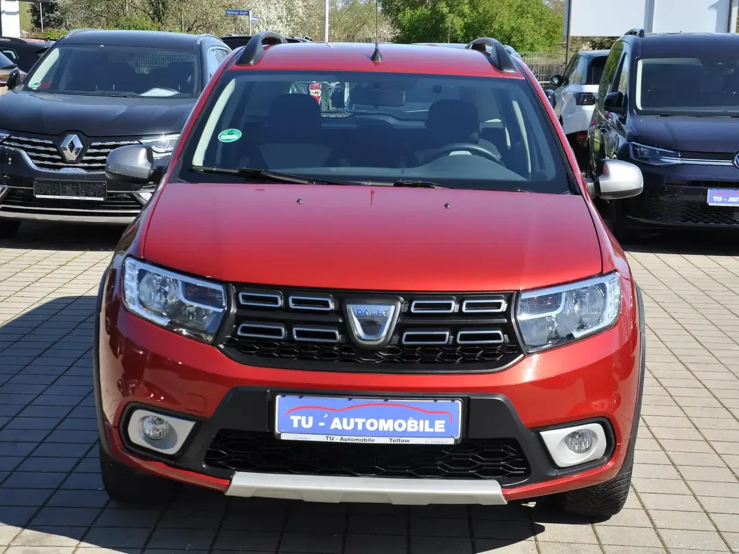 Dacia Logan - Thumbnail 2