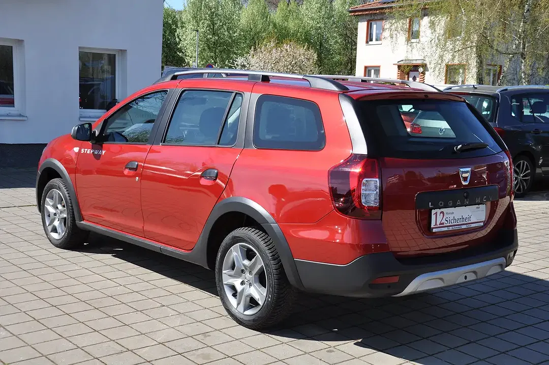 Dacia Logan - Thumbnail 4