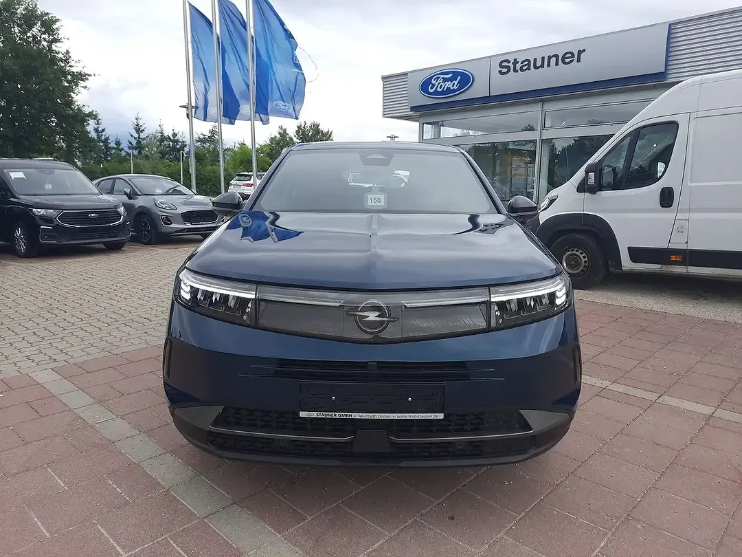 Opel Grandland - Thumbnail 2