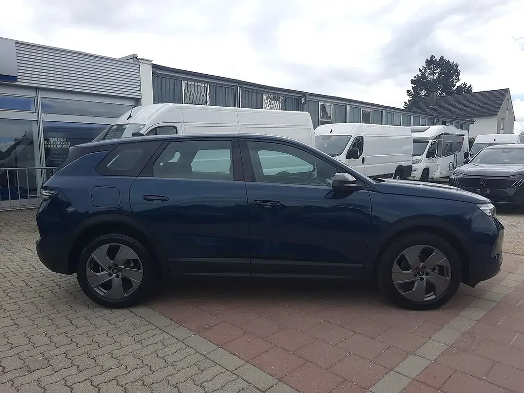 Opel Grandland - Thumbnail 4