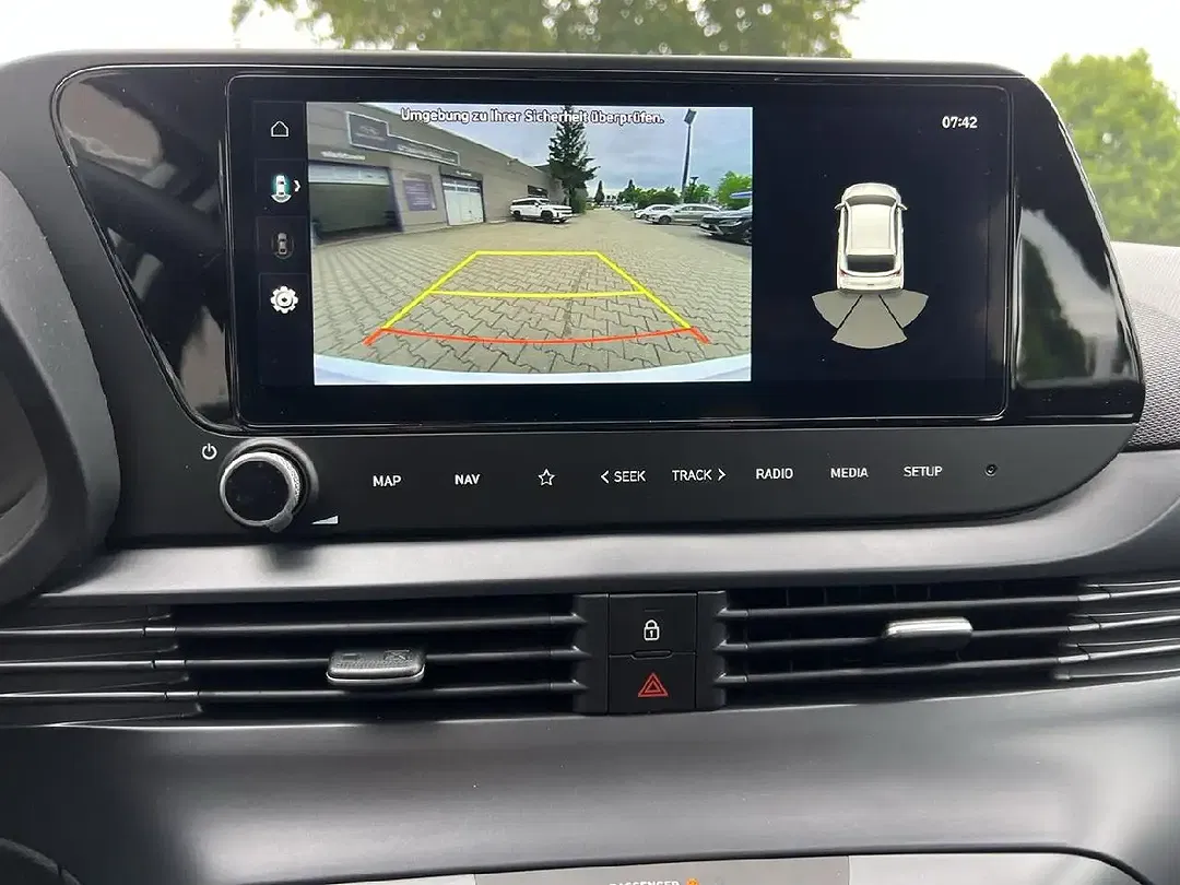 Hyundai i20 - Thumbnail 11