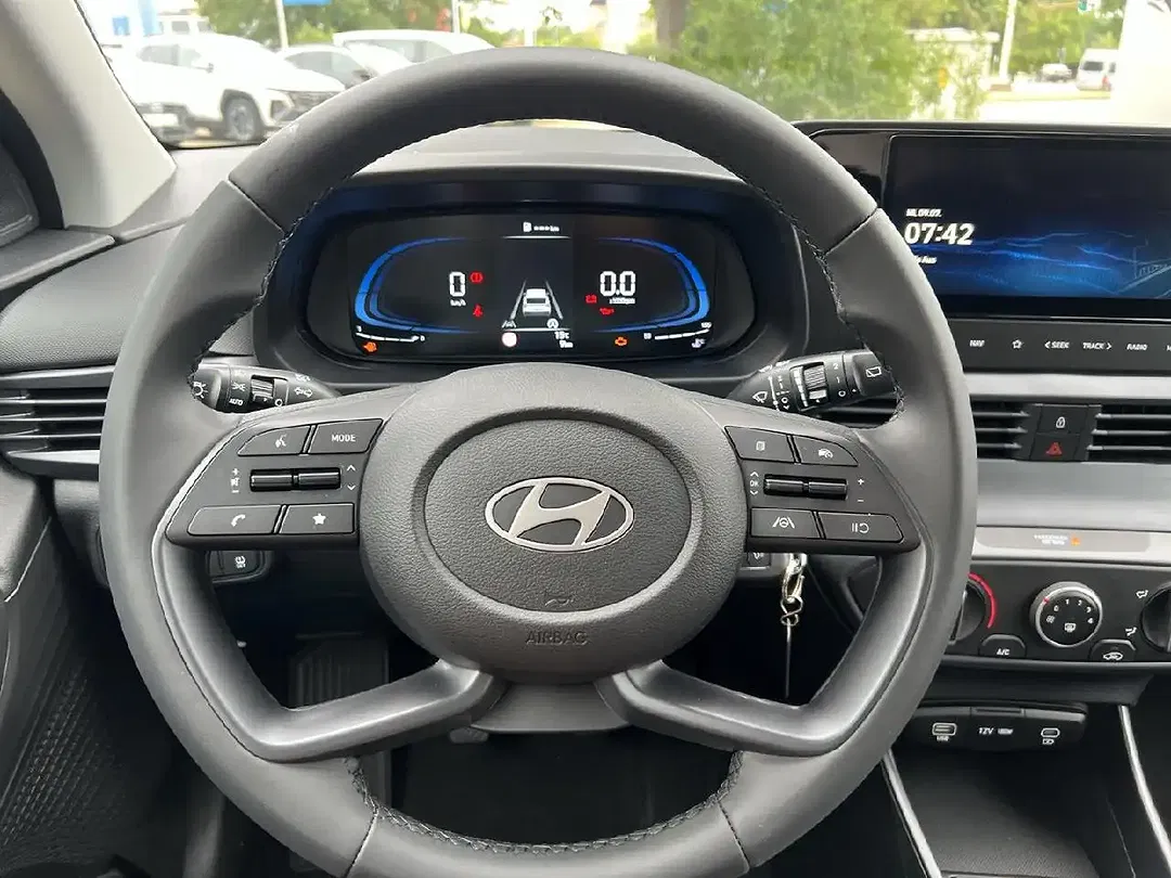 Hyundai i20 - Thumbnail 14