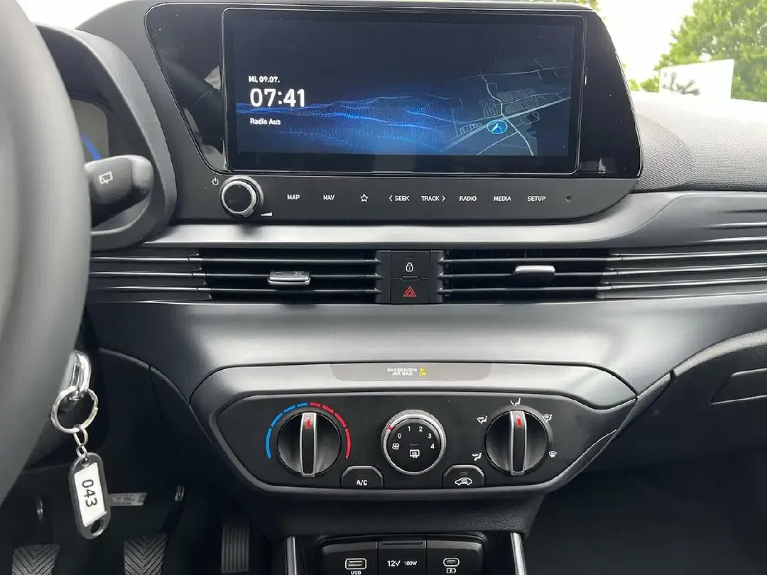 Hyundai i20 - Thumbnail 8