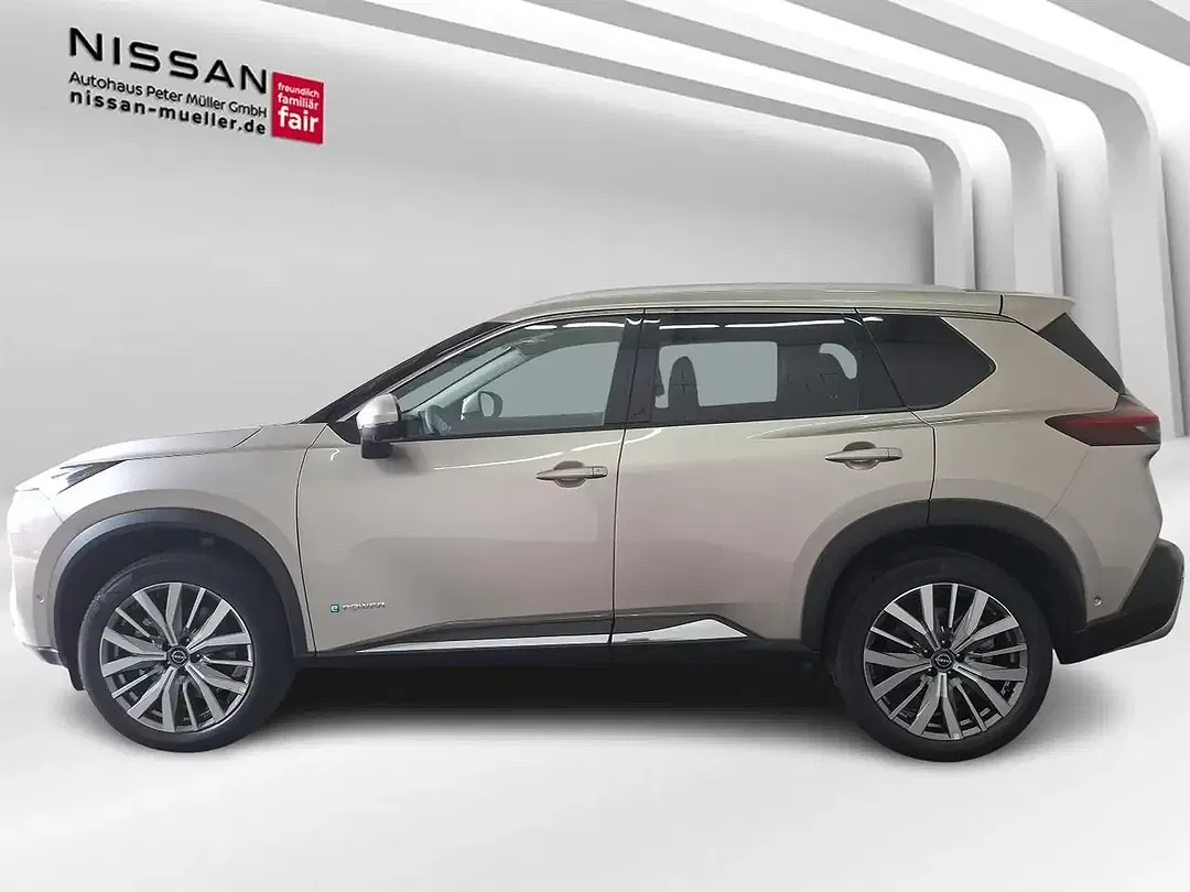 Nissan X-Trail - Thumbnail 3