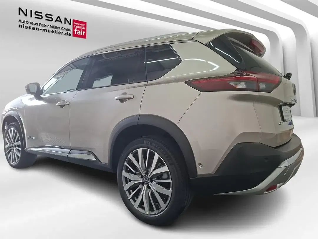 Nissan X-Trail - Thumbnail 4