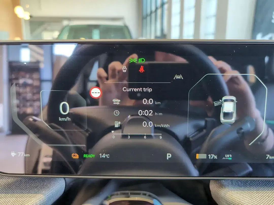 Kia EV4 - Thumbnail 9