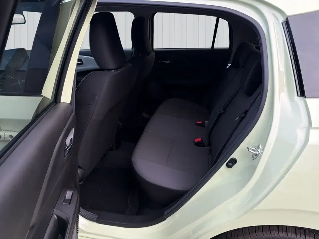 Suzuki Swift - Thumbnail 9
